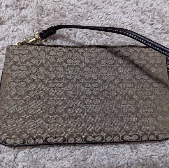 Coach wristlets - Picture 4 of 7